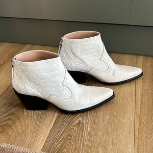 ZARA White Leather Western Heeled Croc Embossed Ankle Boots